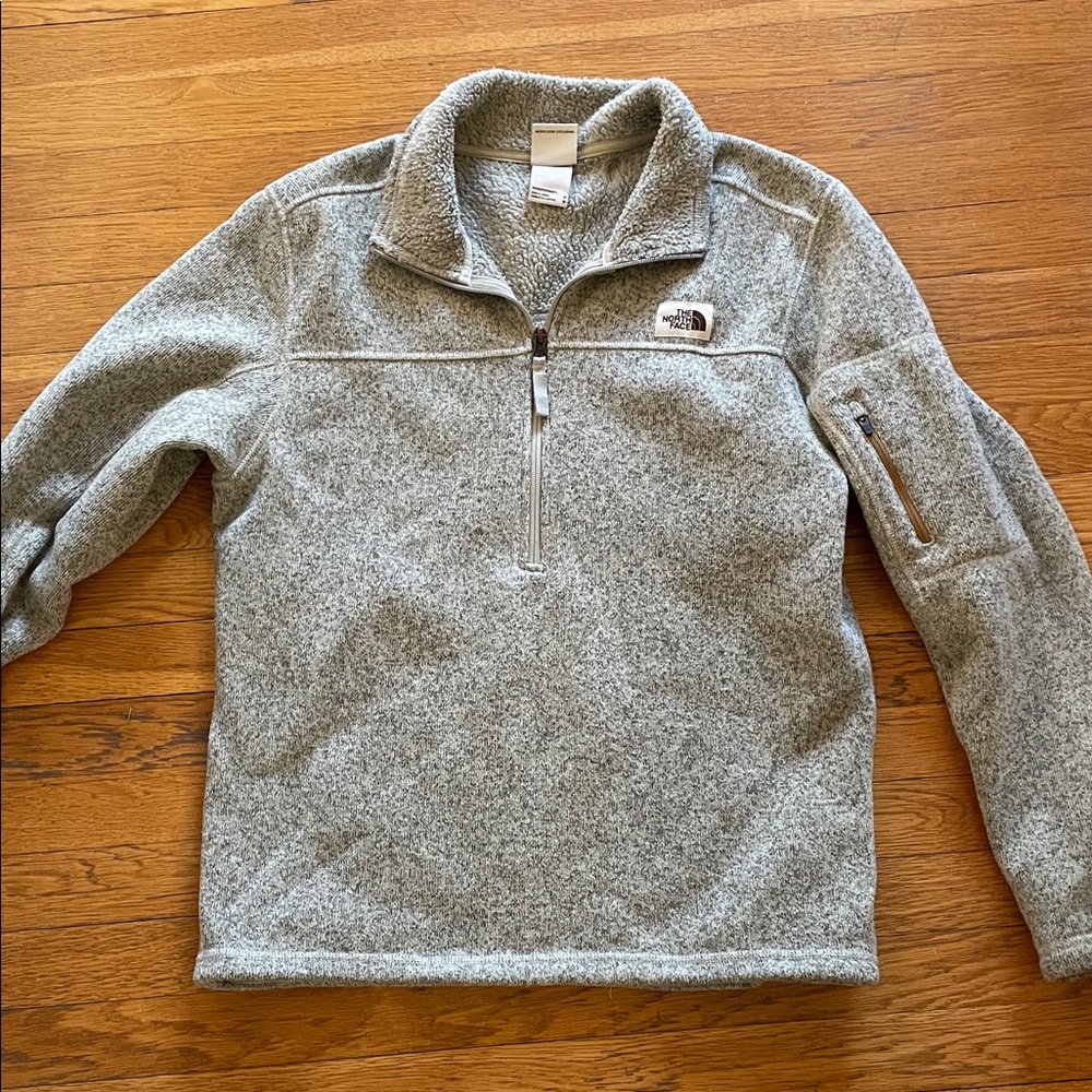 The North Face Men's Half-Zip Pullover in Heather Gray